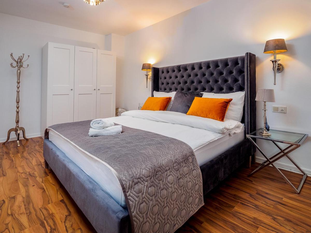 Gemuetliche & Individuelle Ferienwohnungen In Krefeld - Junik Apartments Dış mekan fotoğraf