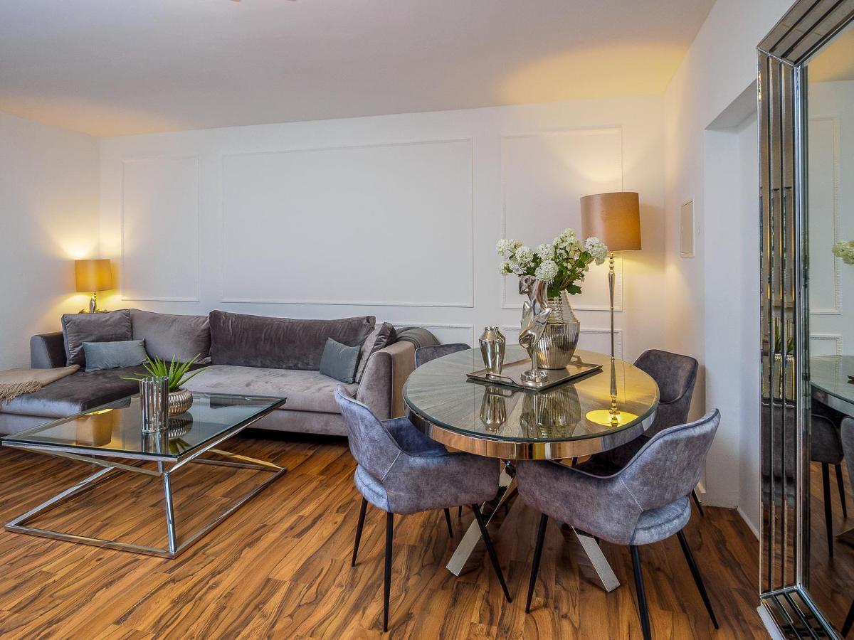 Gemuetliche & Individuelle Ferienwohnungen In Krefeld - Junik Apartments Dış mekan fotoğraf