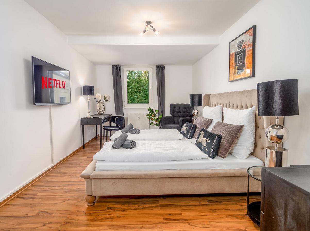 Gemuetliche & Individuelle Ferienwohnungen In Krefeld - Junik Apartments Dış mekan fotoğraf