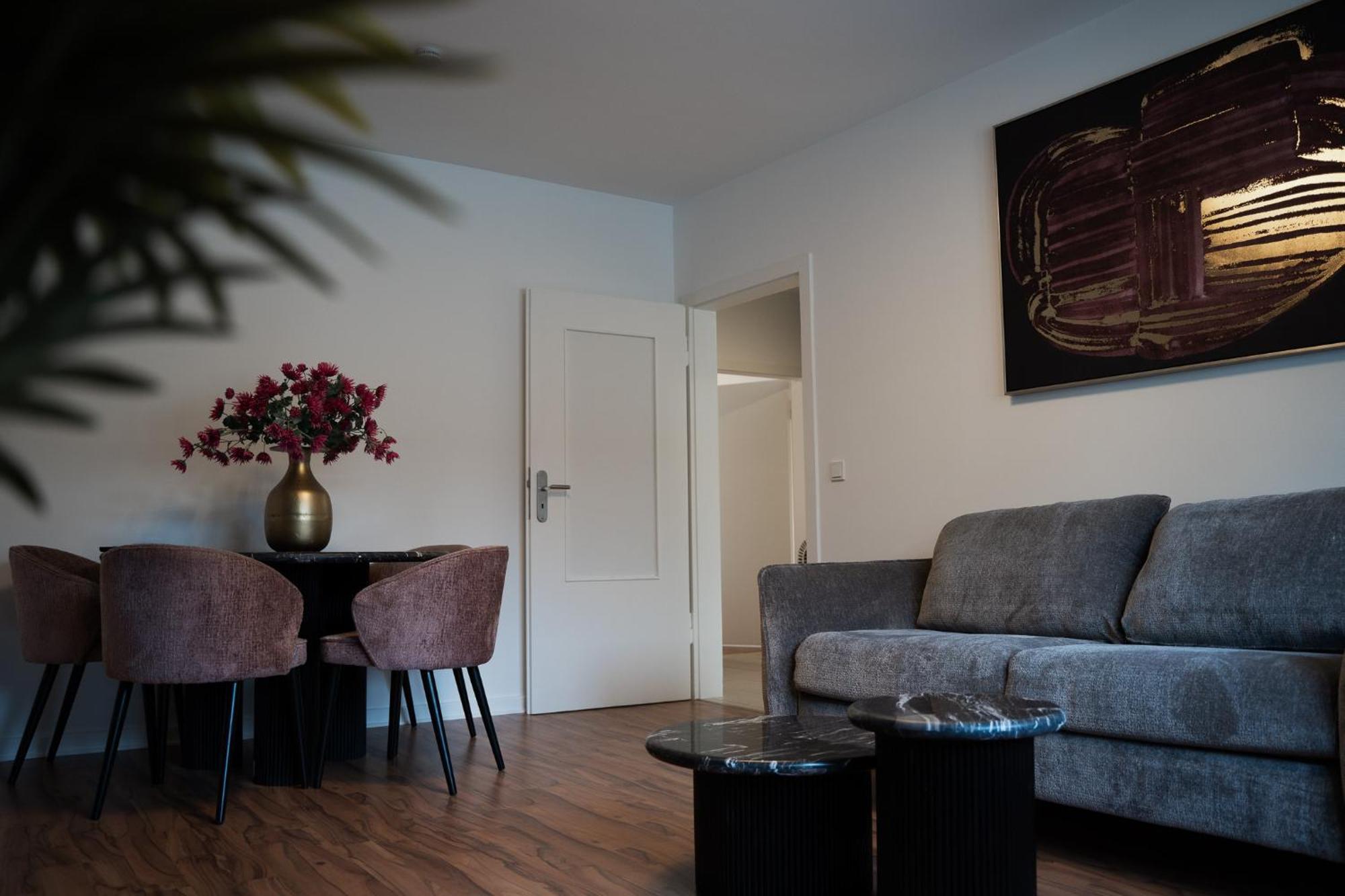 Gemuetliche & Individuelle Ferienwohnungen In Krefeld - Junik Apartments Dış mekan fotoğraf