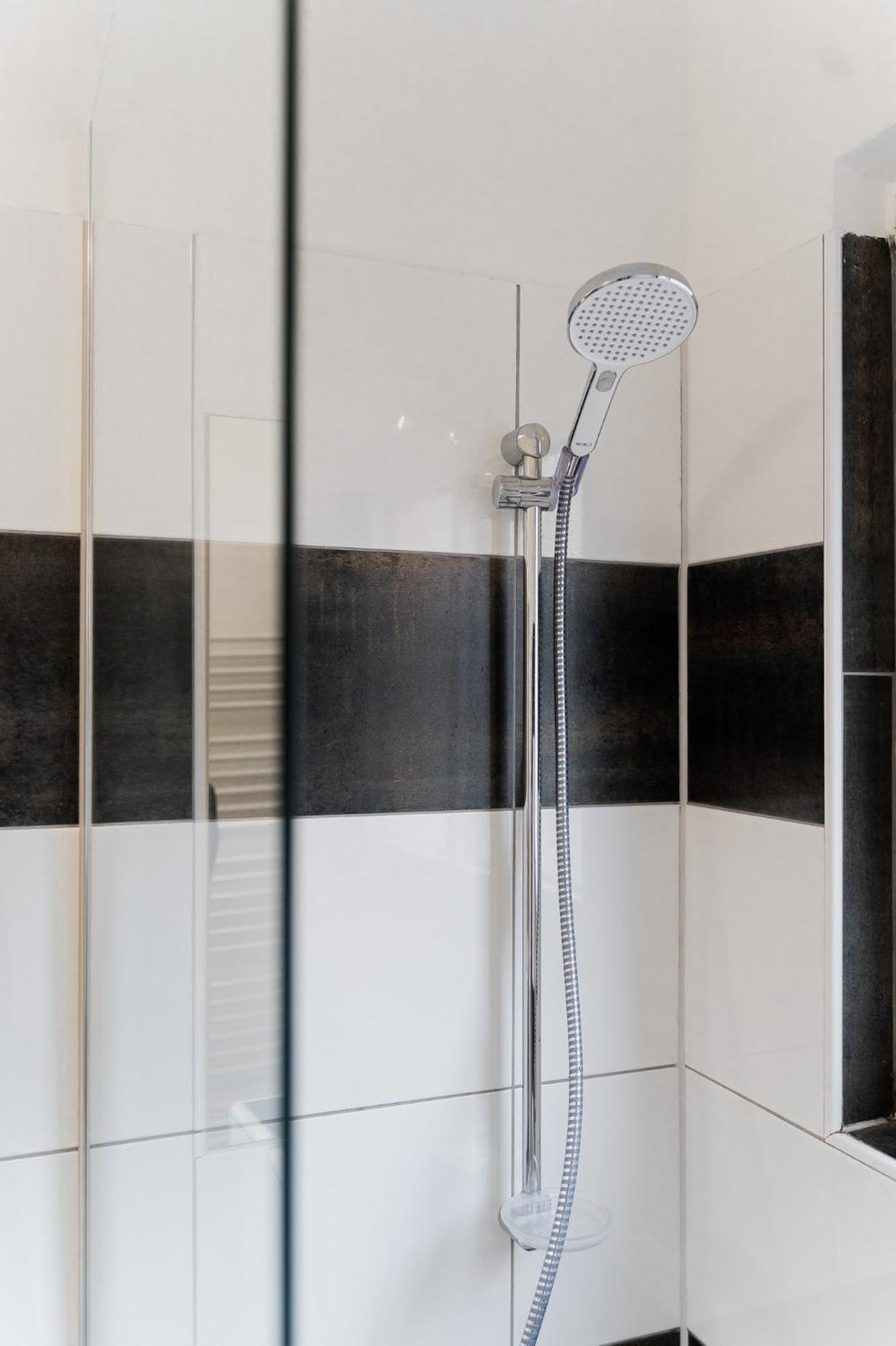 Gemuetliche & Individuelle Ferienwohnungen In Krefeld - Junik Apartments Oda fotoğraf